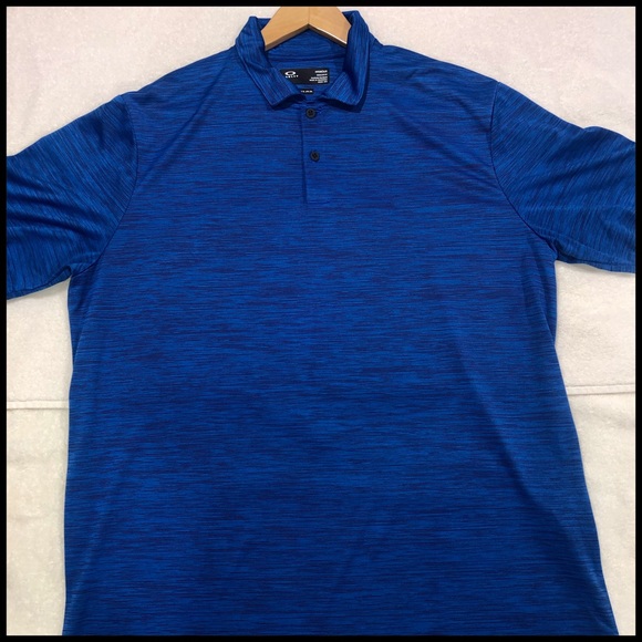 Oakley🏌🏼‍♂️⛳️Polo Mens XL Blue and Black, Worn Once, Practically New, Hydrolinx. - Picture 15 of 16